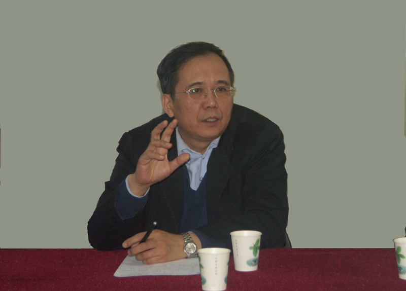林建华校长提出一些建议,并对会议作了总结发言。